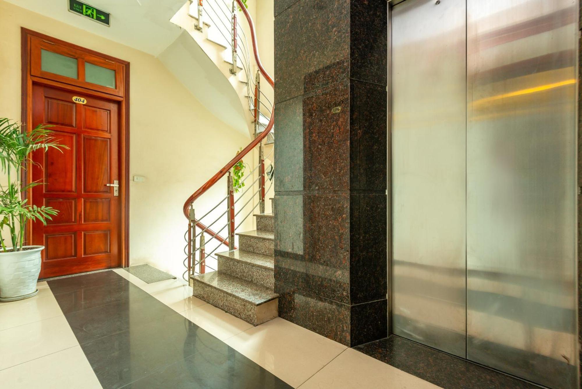โอโย 887 สตาร์ โฮเทล Hotel ฮานอย ภายนอก รูปภาพ